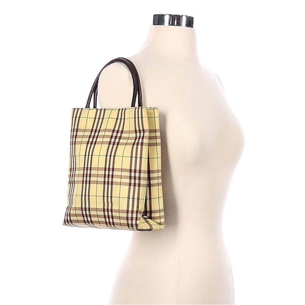 🔥Vintage 🔥mini 🔥Burberry 🔥multi 🔥color 🔥yellow block print. - Picture 1 of 10
